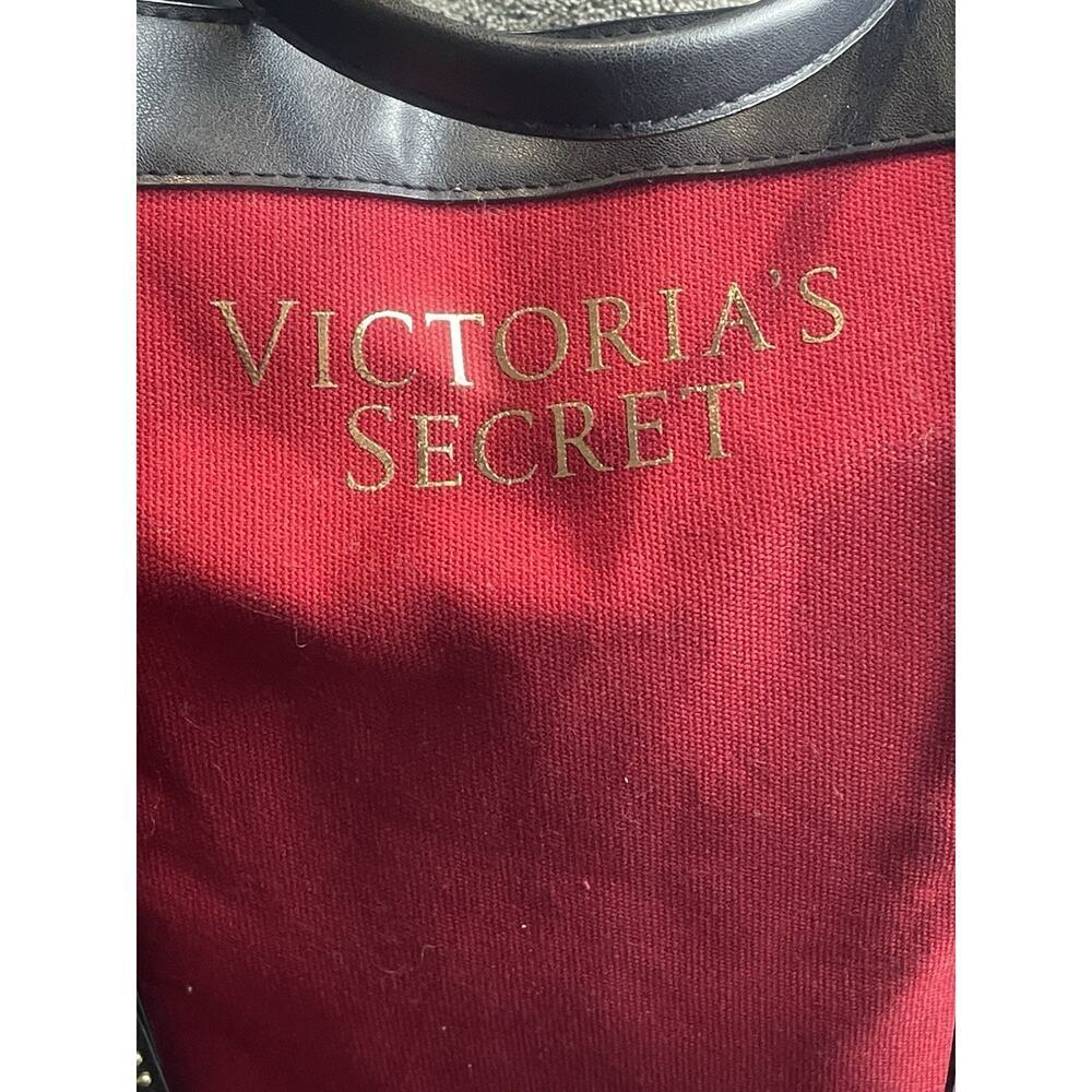 Victoria's Secret Large Tote Bag Red Canvas Black Trim Bronze Studs New 23" x 13 - Picture 2 of 7